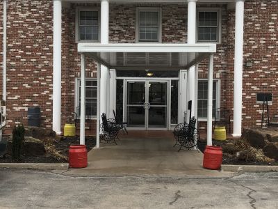 Truman Healthcare & Rehabilitation Center Photo